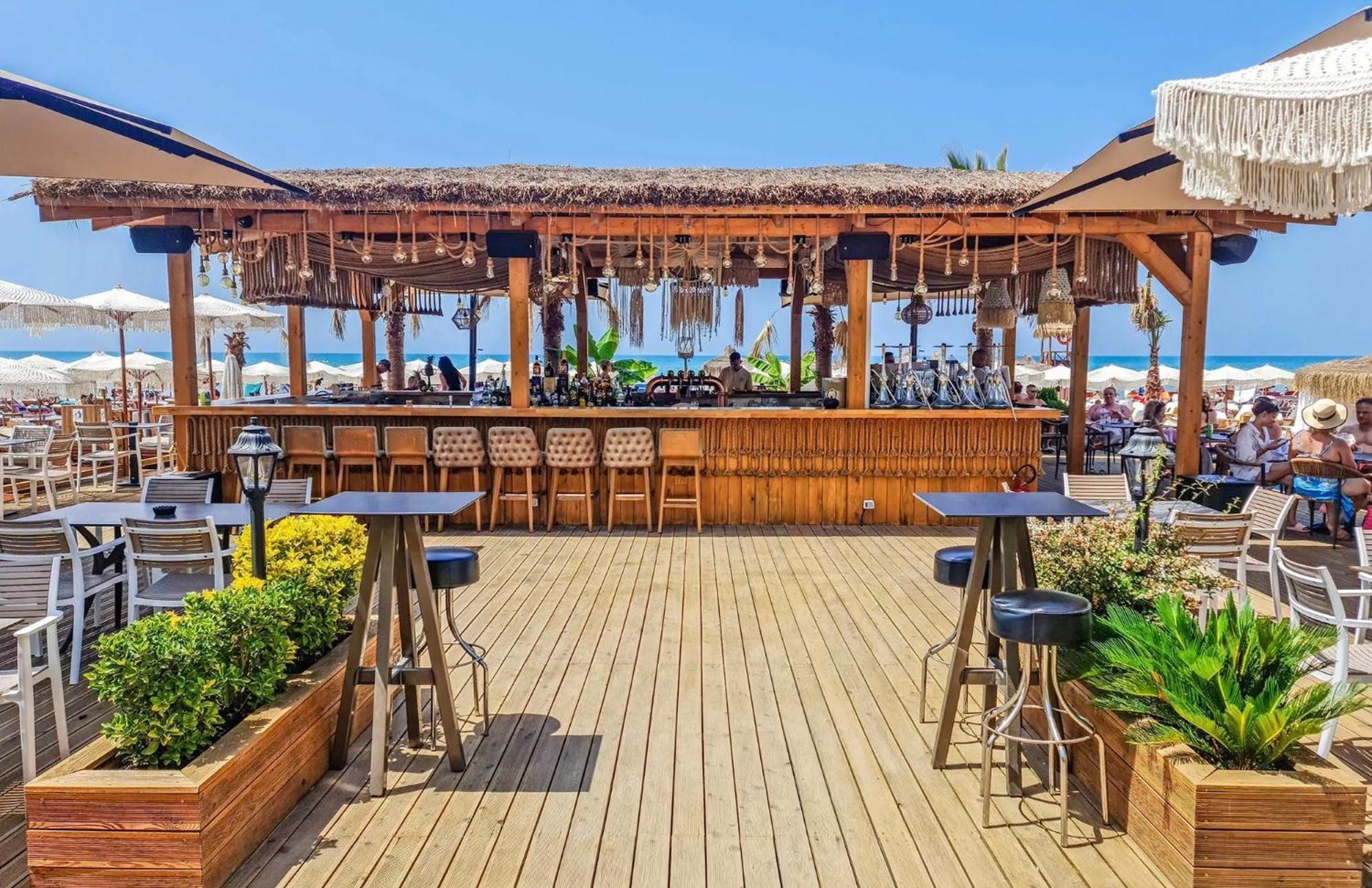 Beach Studio Durres Seaview Bagian luar foto