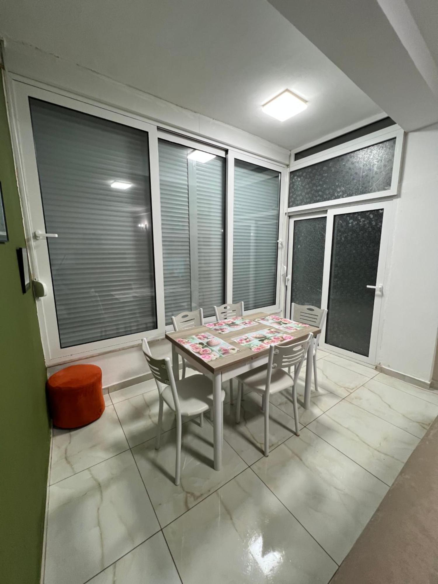 Beach Studio Durres Seaview Bagian luar foto