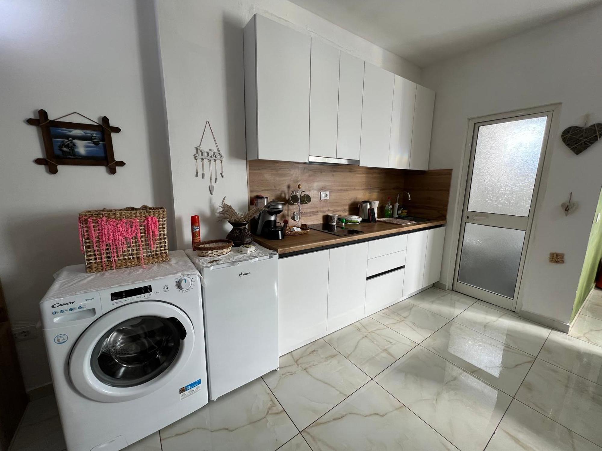 Beach Studio Durres Seaview Bagian luar foto